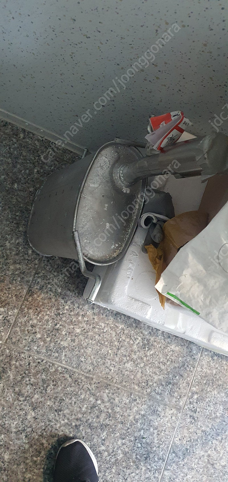 구형 프라이드 중통 마후라 .베타용.5도어.신품엔드머플러.신품.뒤각범퍼(베타용신품) 이미지