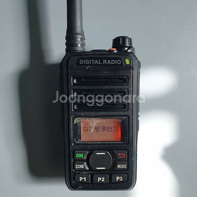 고성능 디지털 업무용 무전기 DHR 808--1