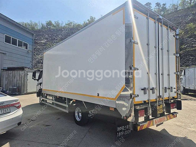 중고냉동탑차 더뉴봉고3 중고트럭매매 중고화물차매매 흰색...--8