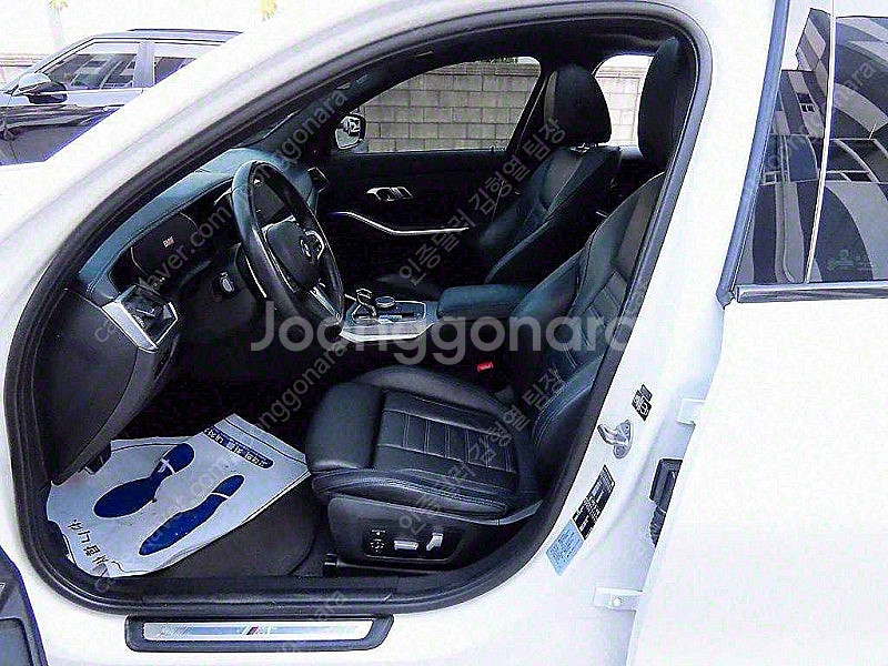 BMW 3시리즈 중고 BMW 중고 3시리즈 330i 흰...--5