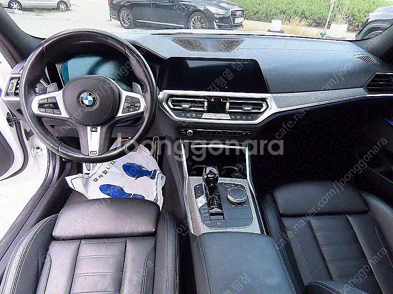 BMW 3시리즈 중고 BMW 중고 3시리즈 330i 흰...--7