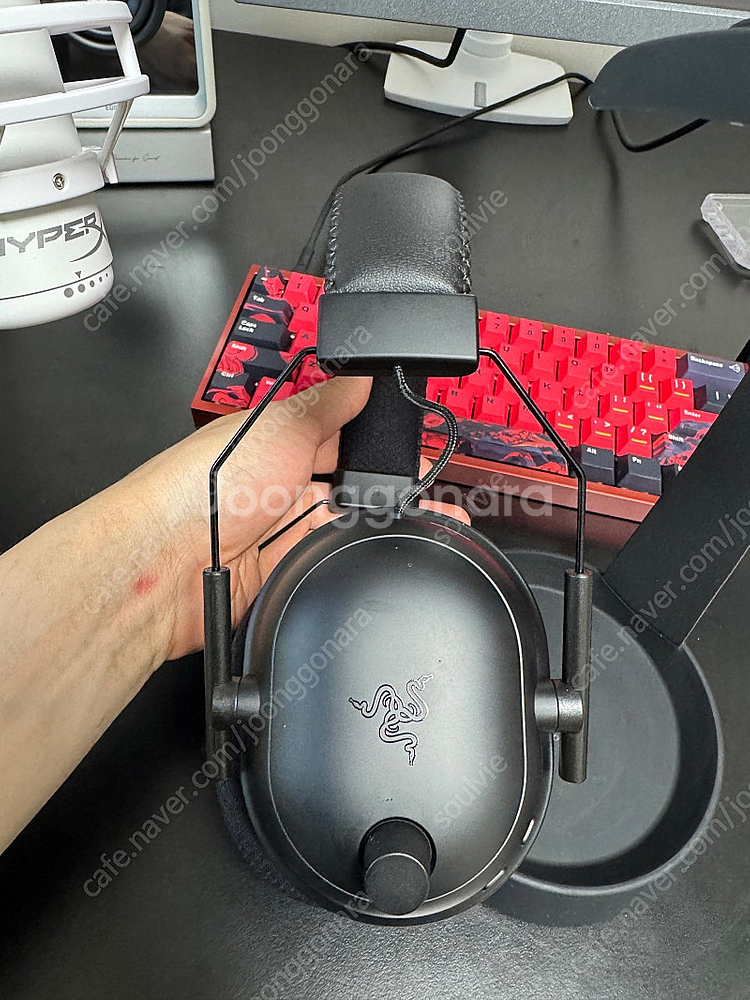 레이저 블랙샤크 v2 pro 2023 헤드셋 블랙 정발...--2
