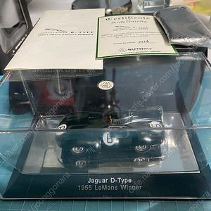 1:43 오토아트 재규어 d타입 autoart jaguar d-type 다이캐스트 모형
