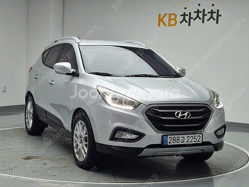 투싼 중고 투싼 중고가격 투싼 중고차 은색 2015년식...--4