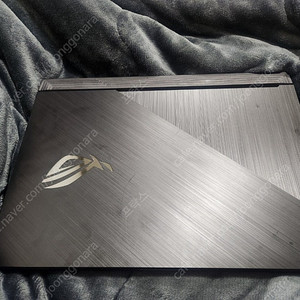 아수스 로그 게이밍노트북 17인치 1660ti