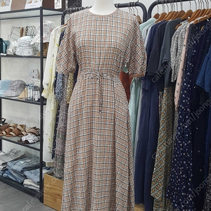 써스데이 아일랜드 체크 원피스