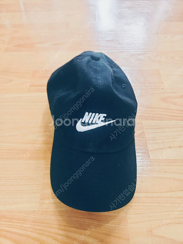 가격포기!!! 나이키 볼캡 블랙!!! 단돈 12000원...--0