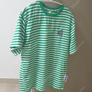 히로 팀코믹스 티셔츠 150사이즈 판매해요~