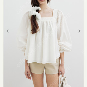 Sie 시에 러플 코튼 블라우스 바닐라 xs 택달린새제품