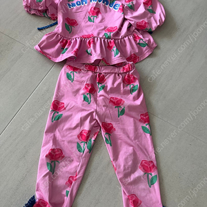 베베베베 로즈레쉬가드 라지 택포35000원