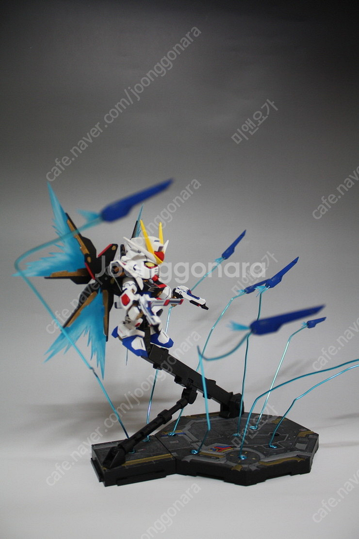 sd건담 시드 도색작 팝니다--2