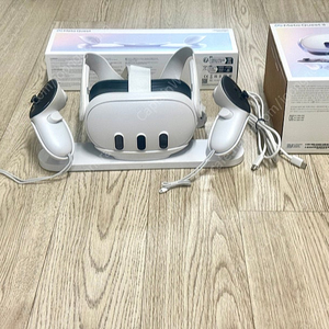 메타 퀘스트3 128GB + 정품 무선충전 도크 풀셋