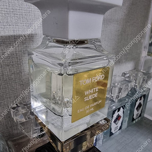 톰포드 화이트스웨이드 30ml 국문택 급처분