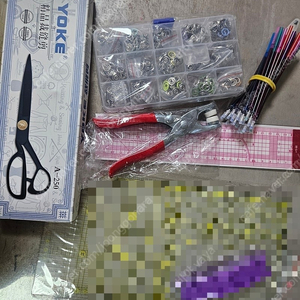 미싱 재봉틀 diy 부자재 - 티단추. 수성펜 등