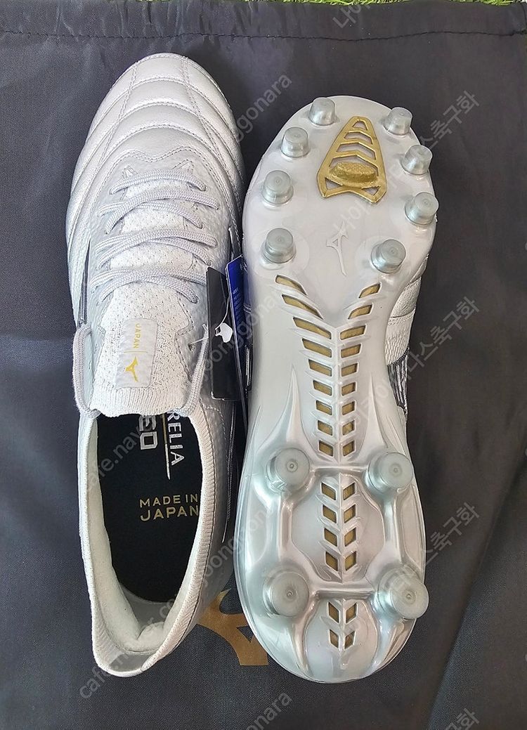 [새상품]모렐리아 네오4 베타 JPN MD Platinum Silver팩 255mm--6