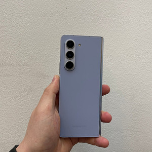 갤럭시Z폴드5 블루 256GB 무잔상 상태좋은 중고71만팝니다.