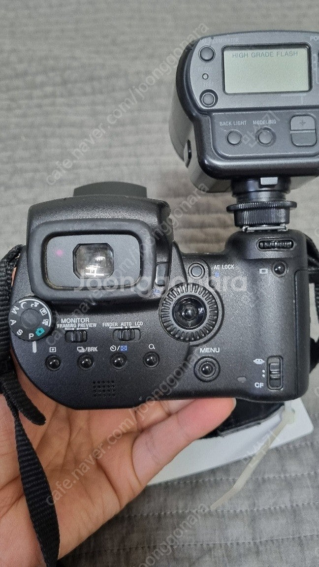 Sony Dsc-R1 하이엔드 빈티지디카판매합니다.--2
