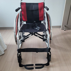 미키 노바 제로 휠체어