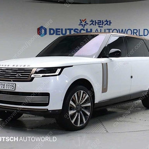랜드로버 중고 흰색 2023년식 12,859km 4.4 P530 LWB SV 중고차구매