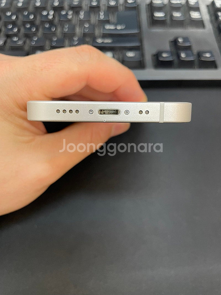 아이폰12미니 화이트 64GB 상태좋은 중고19만팝니다...--5