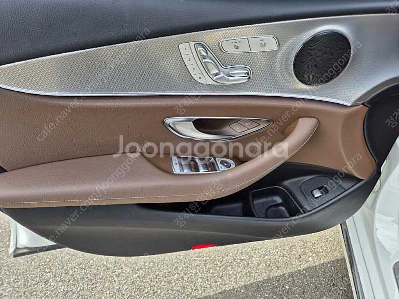 벤츠 E-클래스 W213 E200 아방가르드 판매합니다...--3