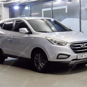 투싼 중고 투싼 중고가격 투싼 중고차 은색 2015년식 디젤(E-VGT)2WD 스마트 개인사업자 세금감면