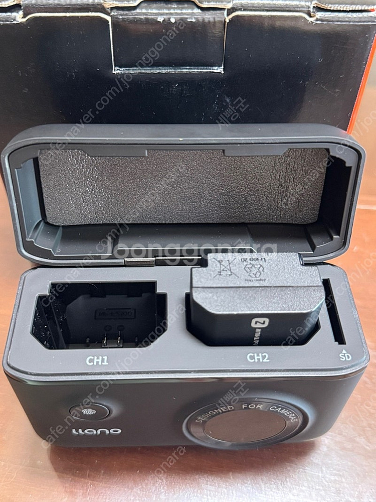 sony A7C2 카메라와 sigma 28-70mm 렌...--6