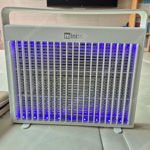 미니츠 무선 UV 포충기