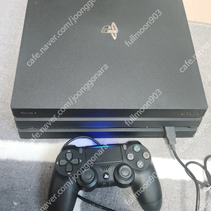 PS4 프로 7218 1TB 싸게 팝니다