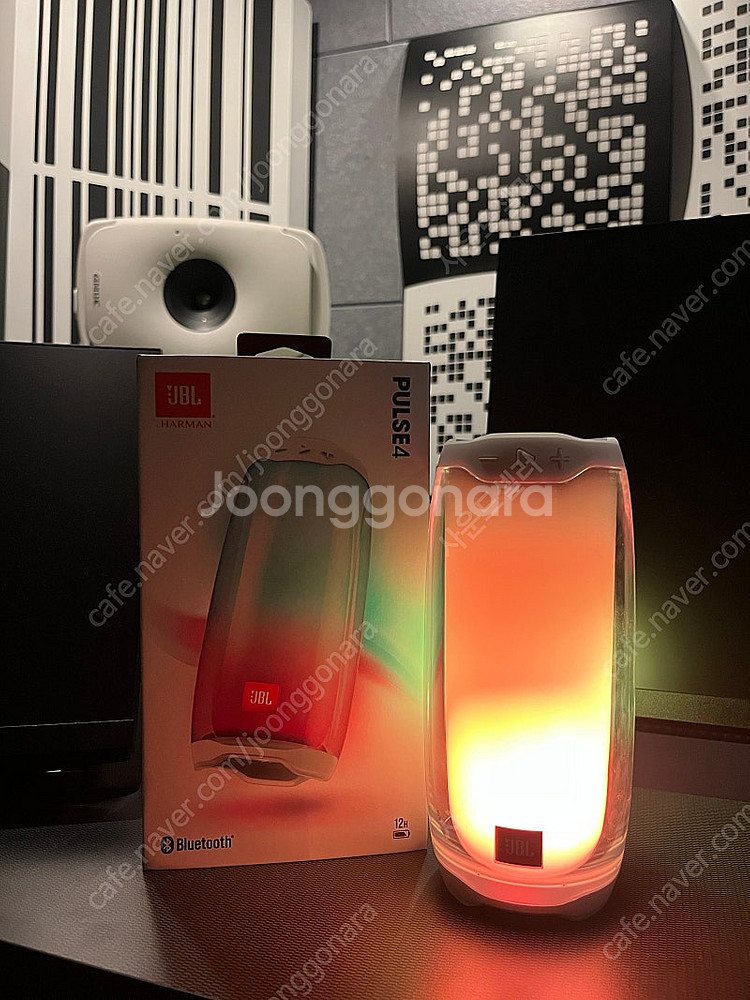 JBL Pulse 4 블루투스 스피커 판매합니다. (풀...--2