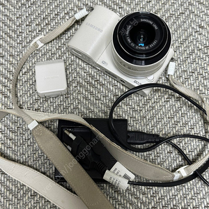 삼성 NX1000 미러리스 카메라