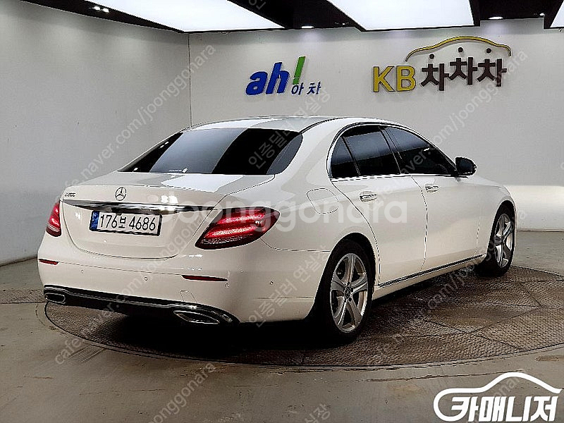 [벤츠]E-클래스 W213 E200 아방가르드 (5인승...--4