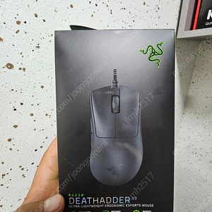급처 ) 화이트 PC 본체 RTX 4060Ti +마우스 +모니터증정