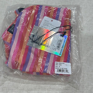 졸린 트릭시 페리 26