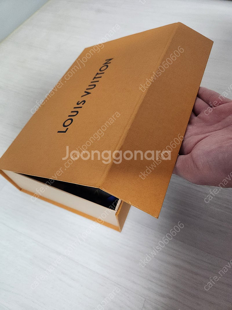 (가격 마지막 다운)정품 루이비통 에튀보야주 M4450...--2