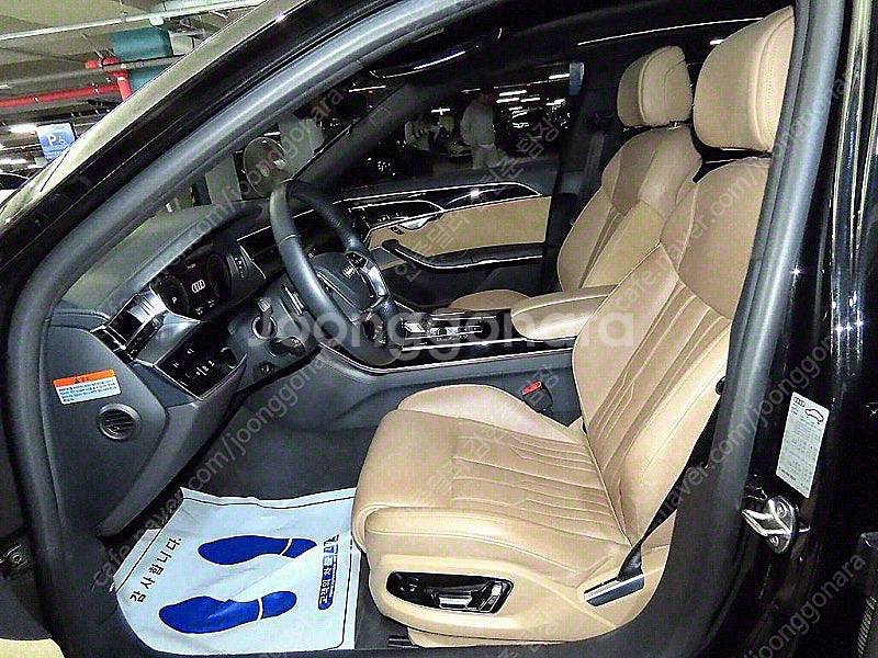 아우디 중고 A8 검정색 2020년식 75,380km ...--6