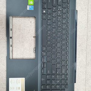 ASUS 젠북17 um6702rc 키보드 자판 부품 팝니다
