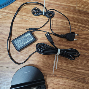 PSP-GO 크래들 팝니다