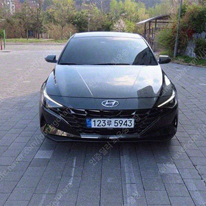 아반떼 중고차 아반떼 하이브리드 중고 2021년식 34,189km 인스퍼레이션 중고자동차가격