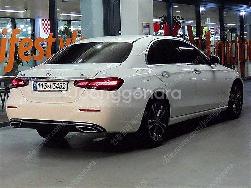 E클래스중고 벤츠 E클래스 하이브리드 중고 W213 E...--5