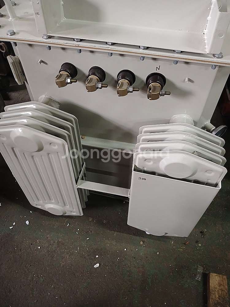 200kva. 380v-220v. 유입변압기--0