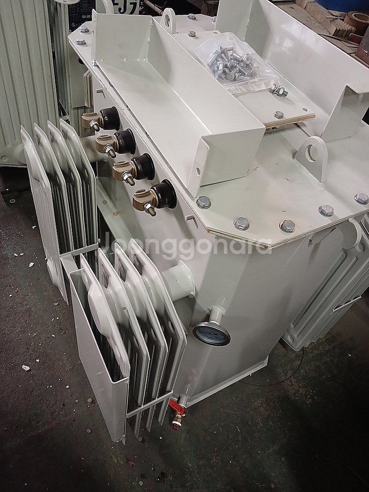 200kva. 380v-220v. 유입변압기--1