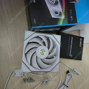 리안리 Lianli TL120 3pack + TL120 LCD 1ea + TL 컨트롤러 쿨링팬 세트