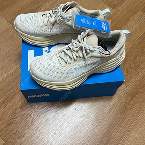 호카 본디8