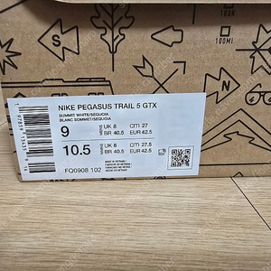 나이키 페가수스 트레일5 고어텍스 서밋화이트 미사용 팝니다. 남성 270mm