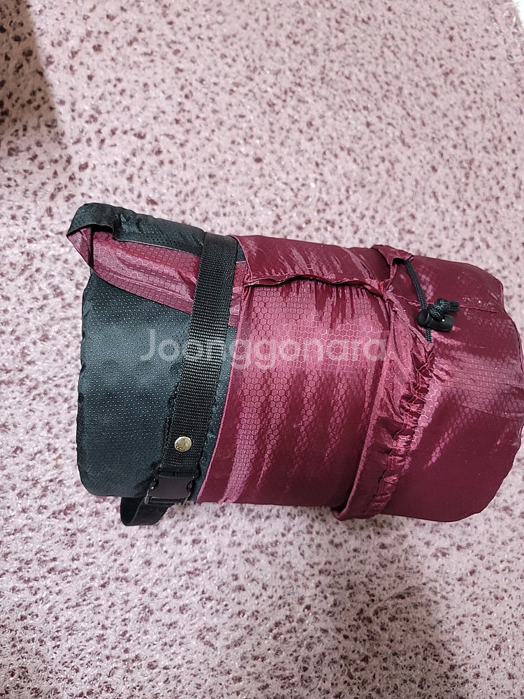 침낭과 에어매트--0