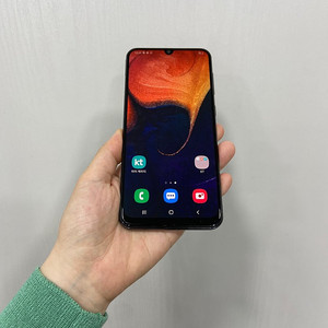 104809 갤럭시A50 64기가 블랙 팝니다 5만원