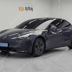 테슬라 중고 테슬라 모델3 중고차 회색 2022년식 55,366km 롱 레인지 중고차구매