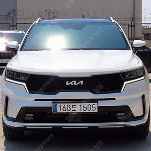 쏘렌토 중고 가격 쏘렌토 하이브리드 중고 쏘렌토 중고차 흰색 2023년식 26,783km HEV 1.6 2WD 시그니처 중고차허위매물없는곳