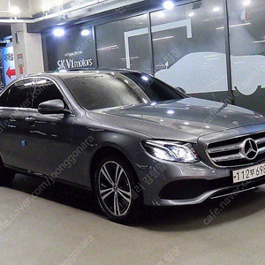 벤츠 E클래스 중고차 벤츠 중고차 수입중고차 2020년식 74,626km E220d 아방가르드 개인사업자 차량구매